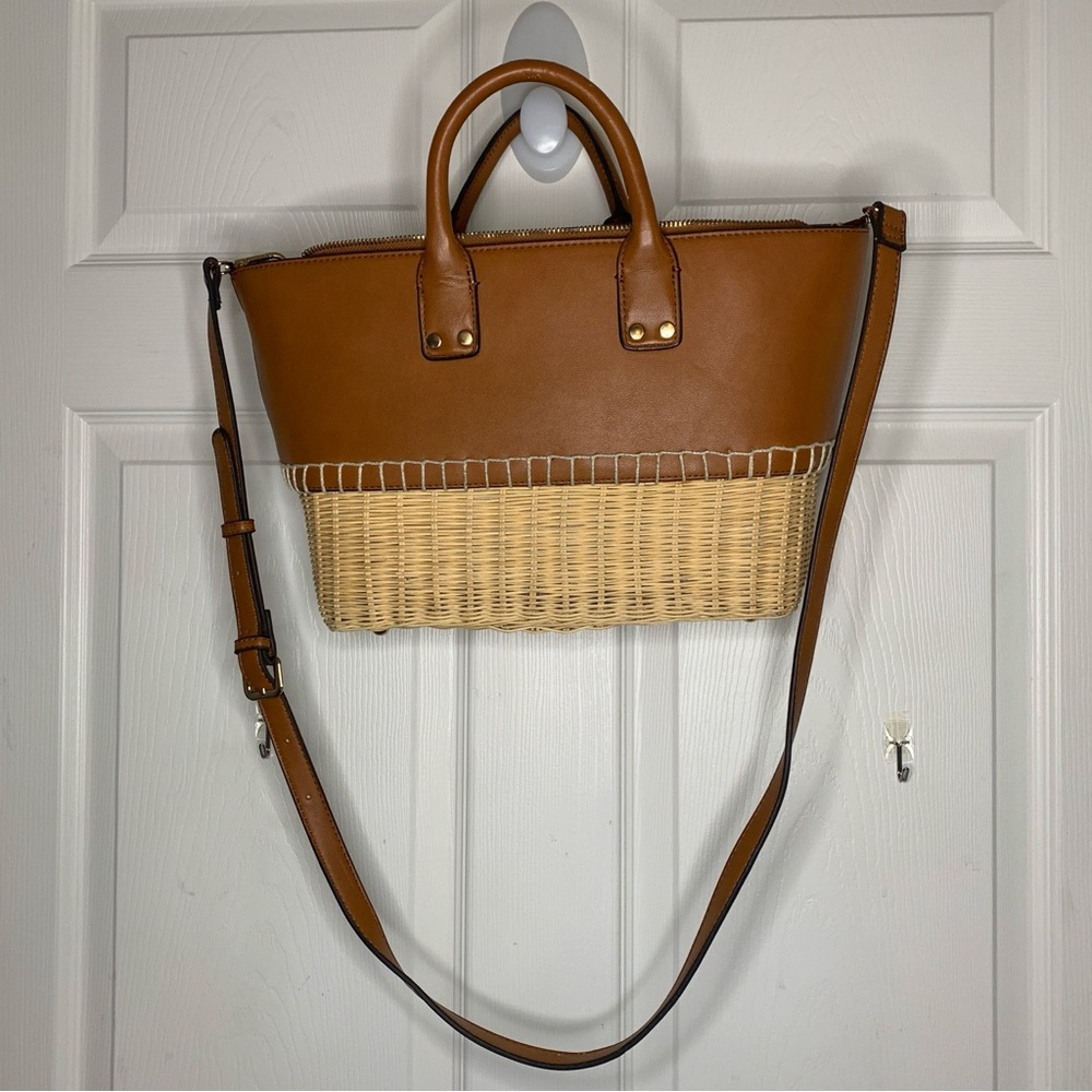 Cross Body Shoulder Sling Handbag Brown Tan Wicker Removable Strap